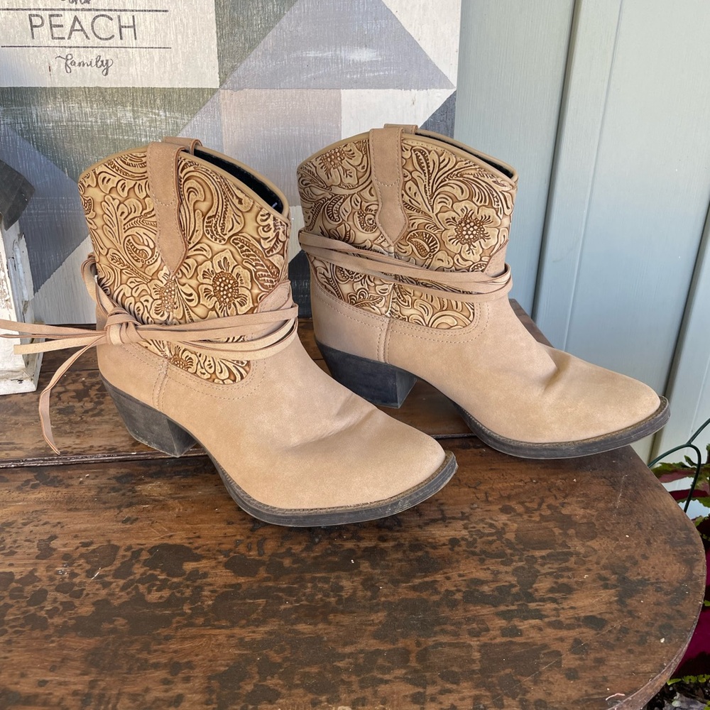 Dingo Tan Ankle Booties with Western Charm